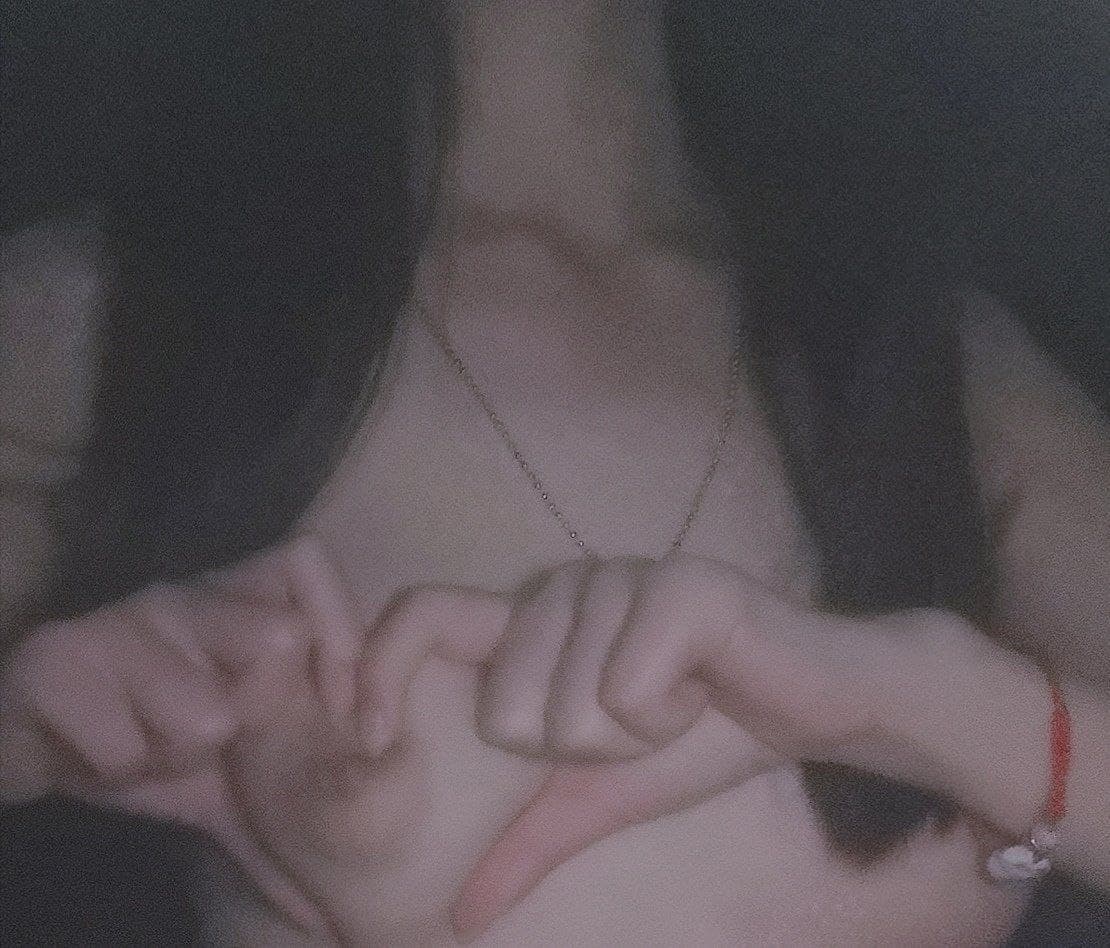 Cấp trên cố tình bắt em thư ký tăng ca để “chăm sóc” khi biết em vừa có người yêu