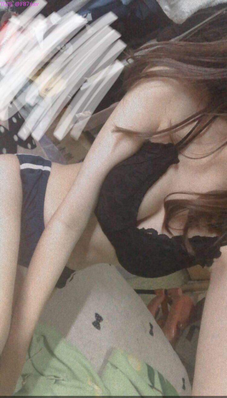 Cắm sừng với người bạn thuở nhỏ